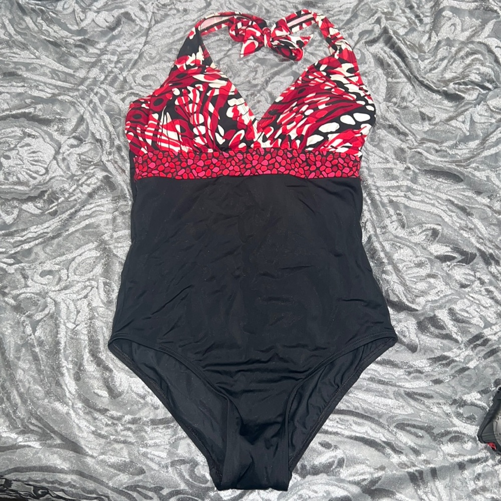 Contour women’s swimming suit size 10